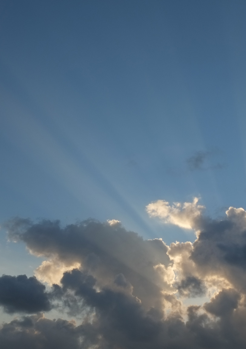 Ciel nuage et rayon de soleil sophrologie